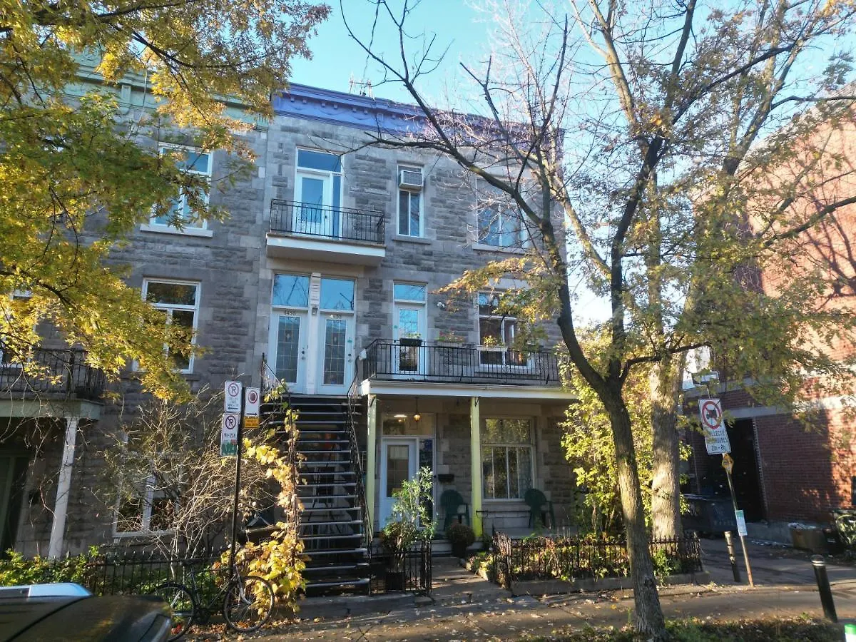 Hellostel Montreal