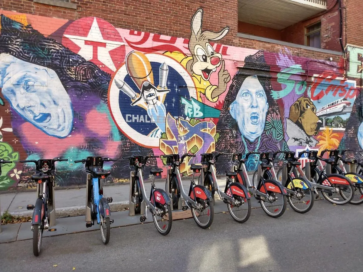Hellostel Montreal 0*,